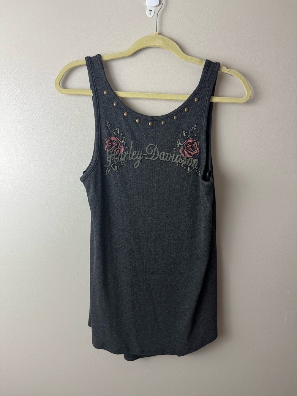 Women’s Harley Davidson Rivets & Roses Graphic Tank Top Medium